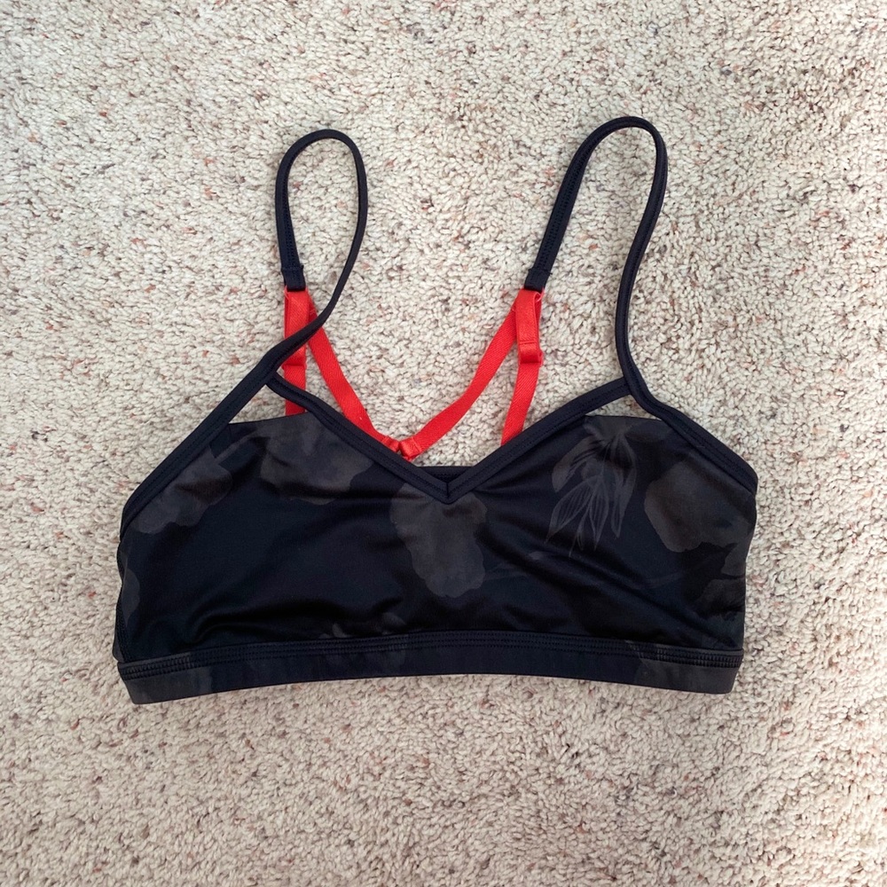 Lulu Lemon sports bra